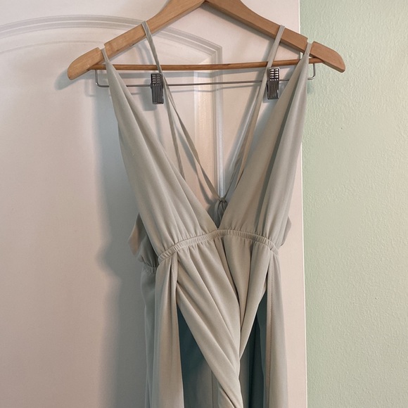Wedding guest dress! Tobi strappy maxi dress! - Picture 4 of 5